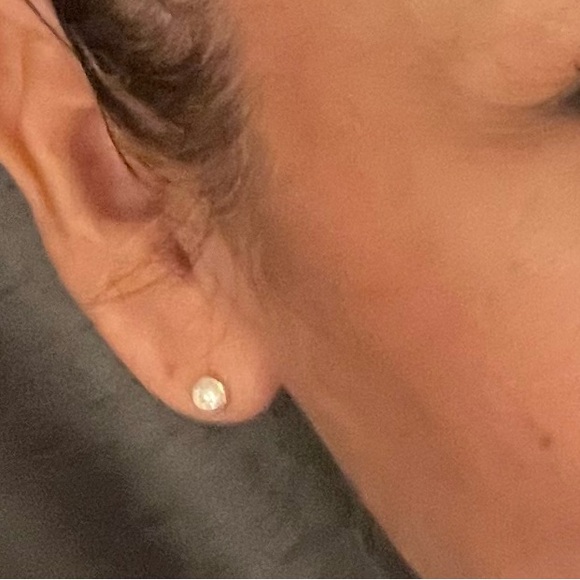 Gold Stud Earrings with Clear Gemstone - Picture 4 of 4